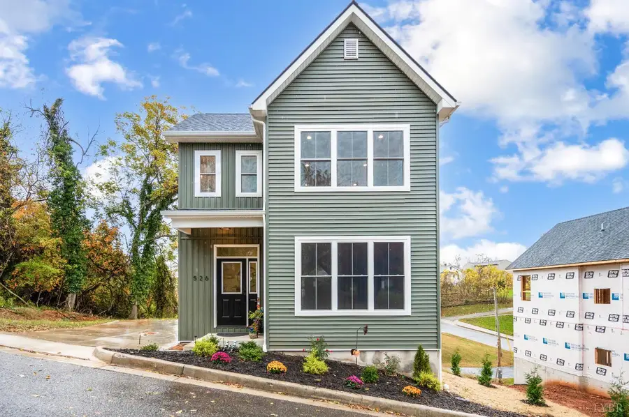 526 Essex Street, Lynchburg, VA 24504 - #2