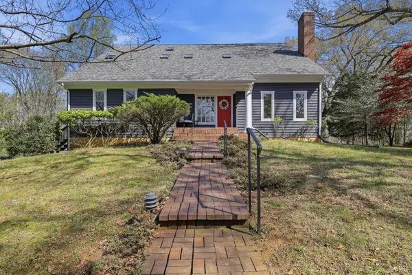 2620 Cedar Drive, Lynchburg, VA 24503