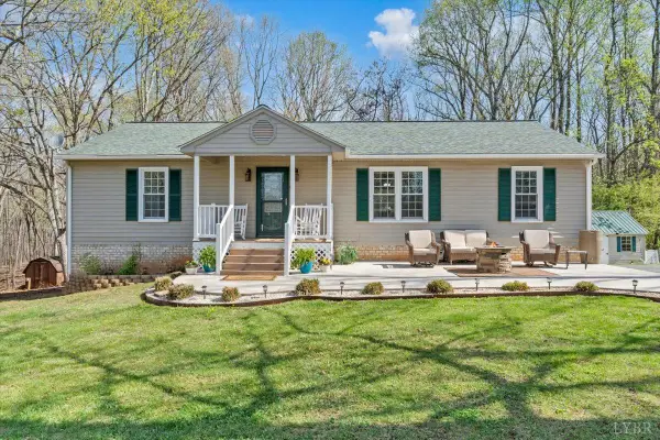 35 Ross Woods Drive, Rustburg, VA 24588