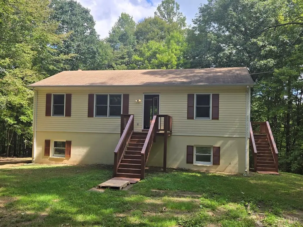 906 Equestrian Trail Road, New Canton, VA 23123 - #1