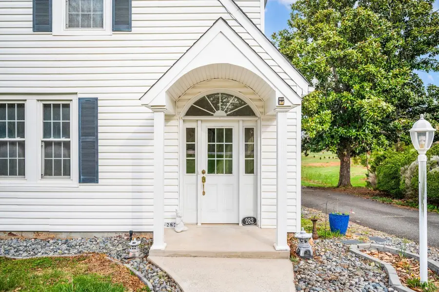282 S Main Street, Amherst, VA 24521 - #2