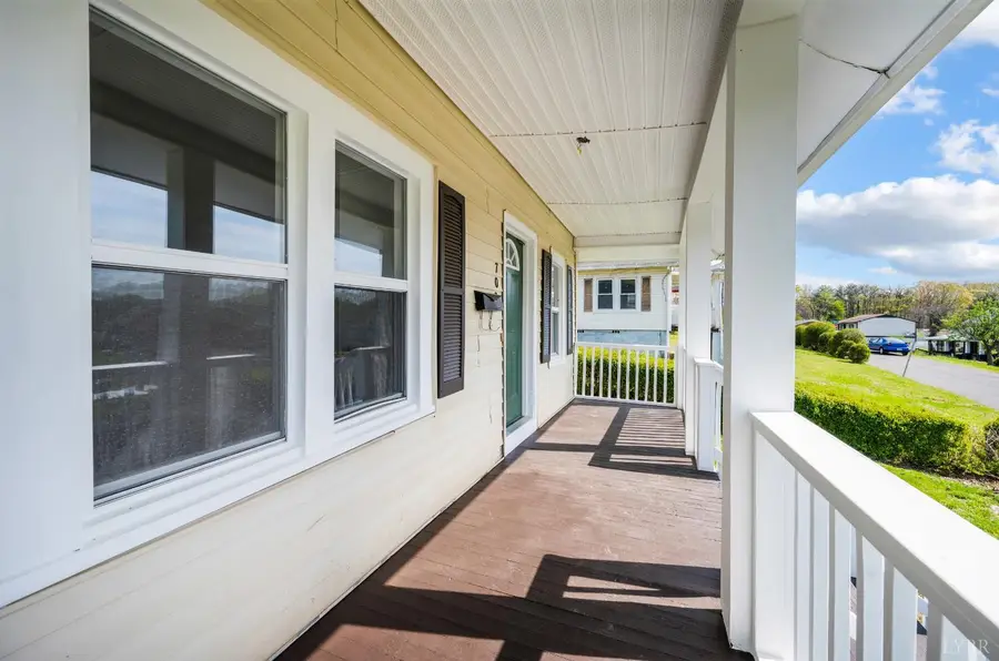 702 13th Street, Altavista, VA 24517 - #3