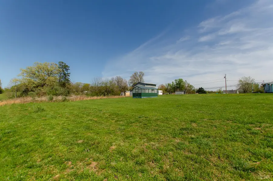 957 Blue Ridge Dr, Gretna, VA 24557 - #3