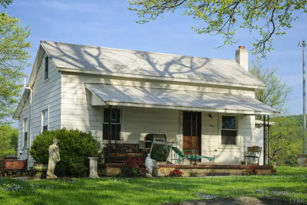 320 Cricket Lane, Rustburg, VA 24588