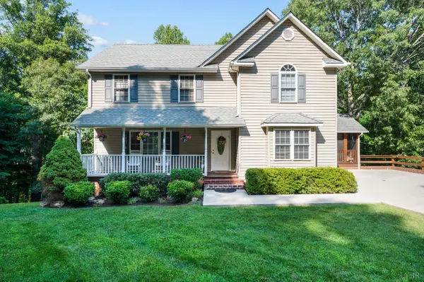 1262 Silver Creek Drive, Lynchburg, VA 24503