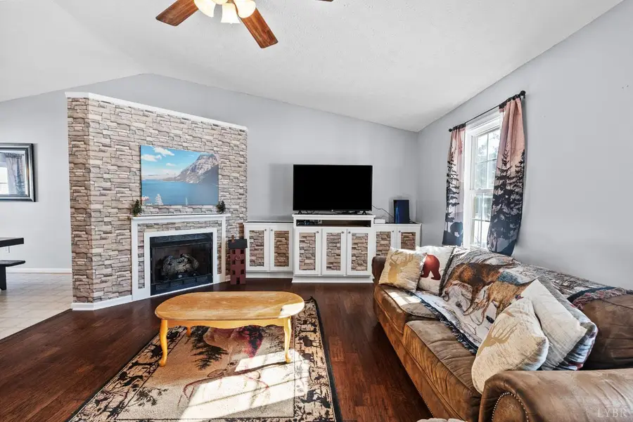 2305 Smith Mountain Lake Parkway, Huddleston, VA 24104 - #2