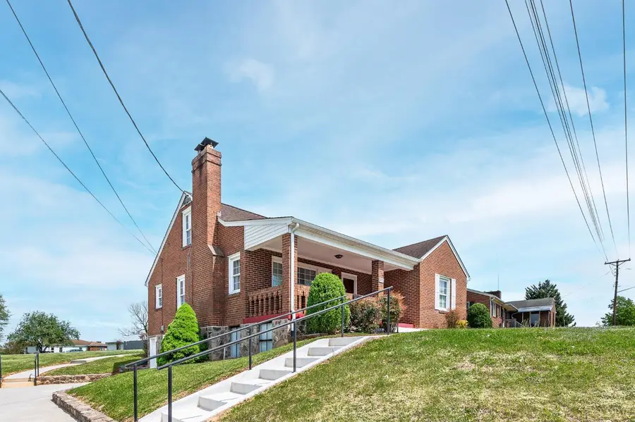 275 Seminole Drive, Madison Heights, VA 24572 - #2