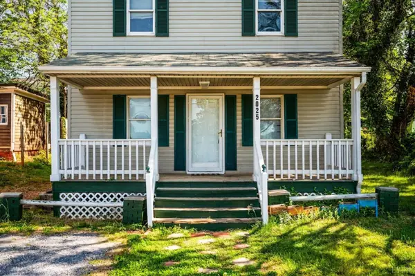 2025 Grace Street, Lynchburg, VA 24504