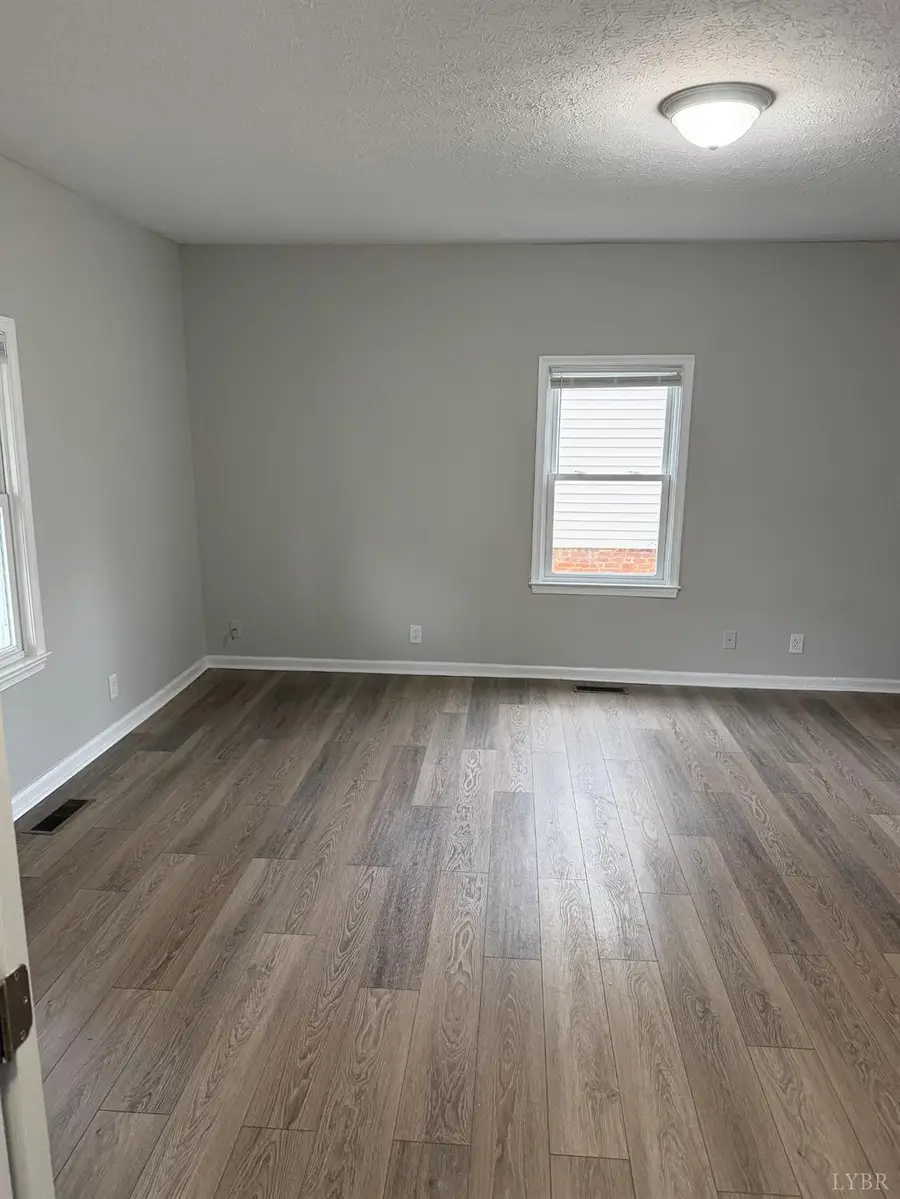 2208 Memorial Avenue, Lynchburg, VA 24501 - #2