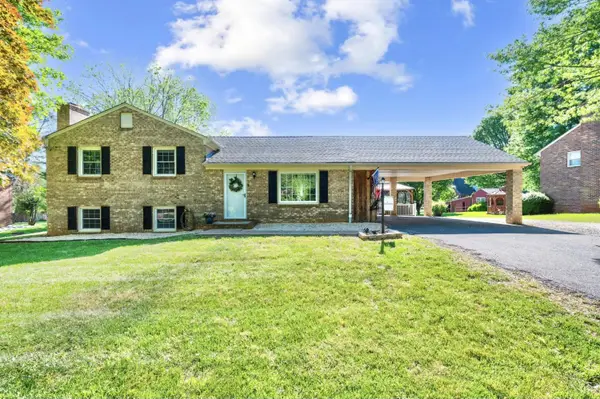 220 Maple Hills Drive, Lynchburg, VA 24502