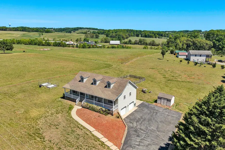 2210 Isle Of Pines Drive, Moneta, VA 24121 - #2