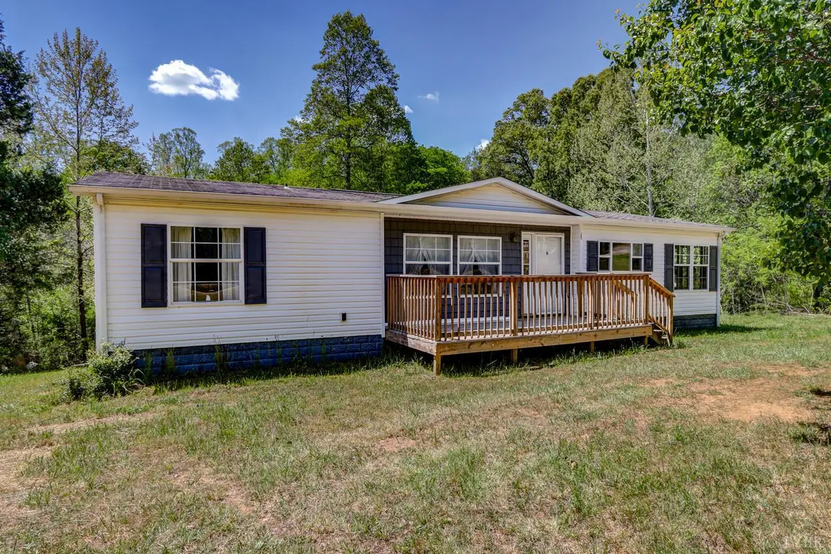 102 Slow Water Ct, Sandy Level, VA 24161 - #1