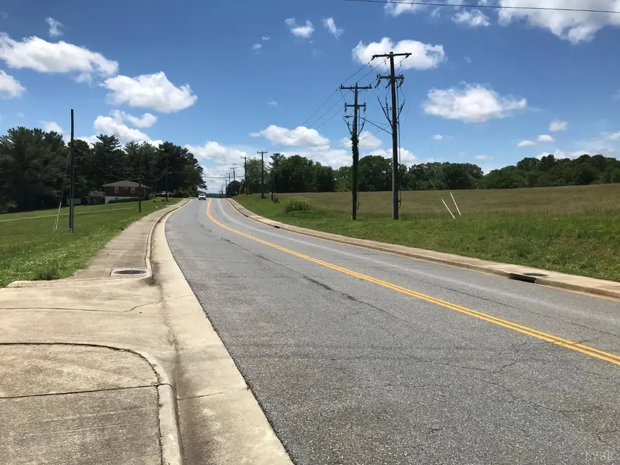 1220 Main St, Altavista, VA 24517 - #3