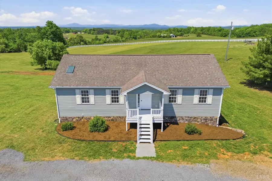 1147 Hickory Cove Lane, Moneta, VA 24121 - #2