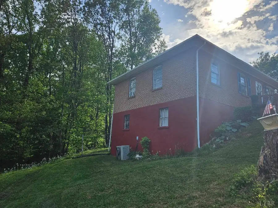 1424 Augusta Street, Lynchburg, VA 24501 - #3