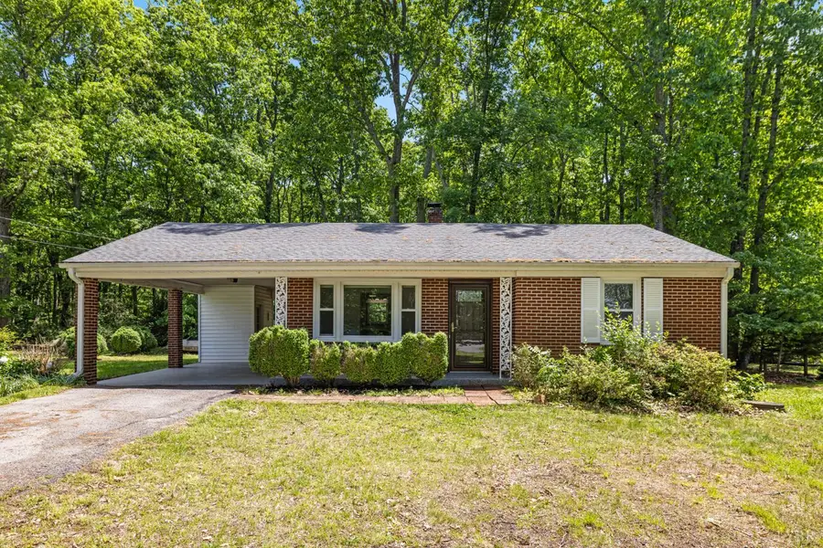 1120 Everett Road, Forest, VA 24551 - #2