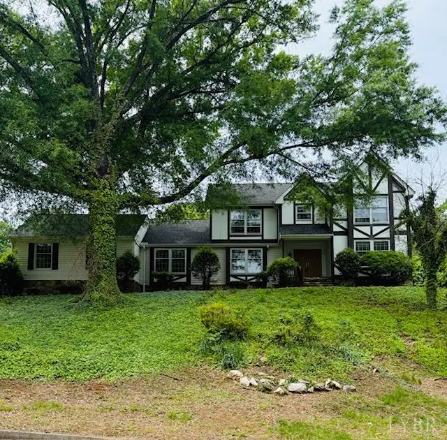 802 SW Oakwood Drive, Roanoke, VA 24015 - #1