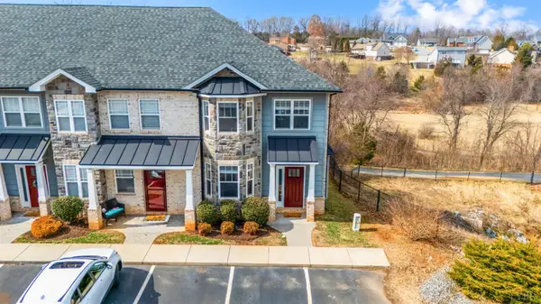 207 Capstone Drive, Lynchburg, VA 24502