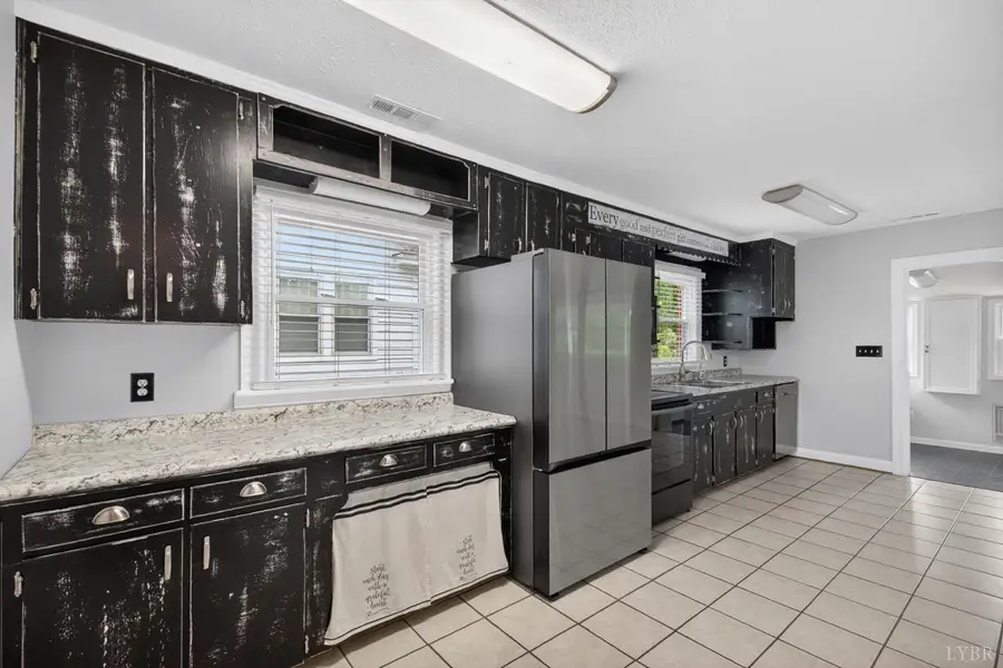 411 Oakridge Boulevard, Lynchburg, VA 24502 - #3