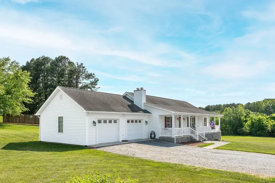 1068 Oakwood Knolls Drive, Bedford, VA 24523 - #2