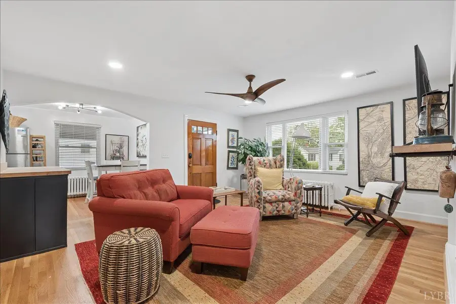 720 Vine Street, Bedford, VA 24523 - #3
