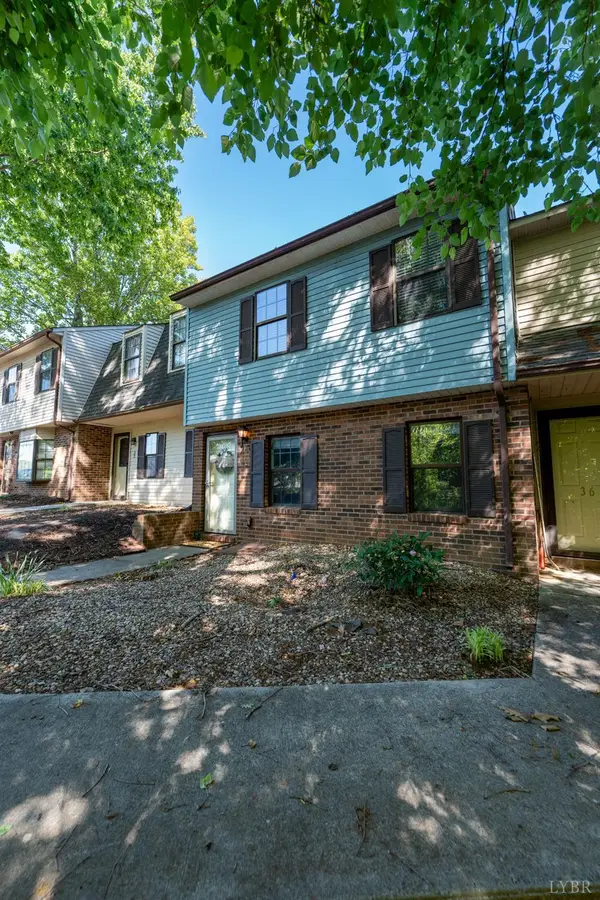 34 Cape Point Court, Lynchburg, VA 24502