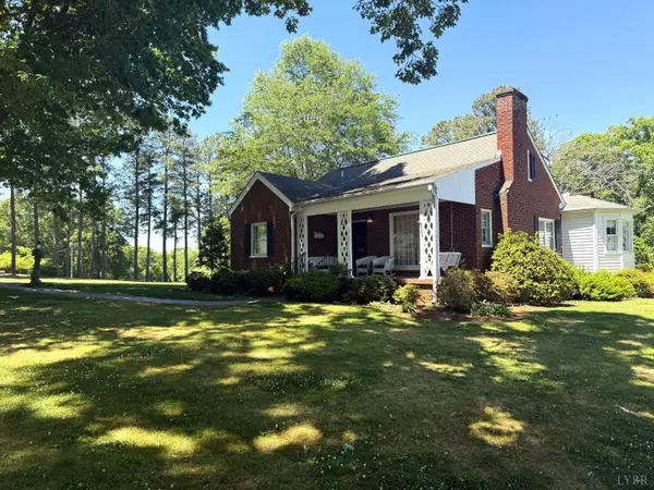 302 Halifax Street, Phenix, VA 23959