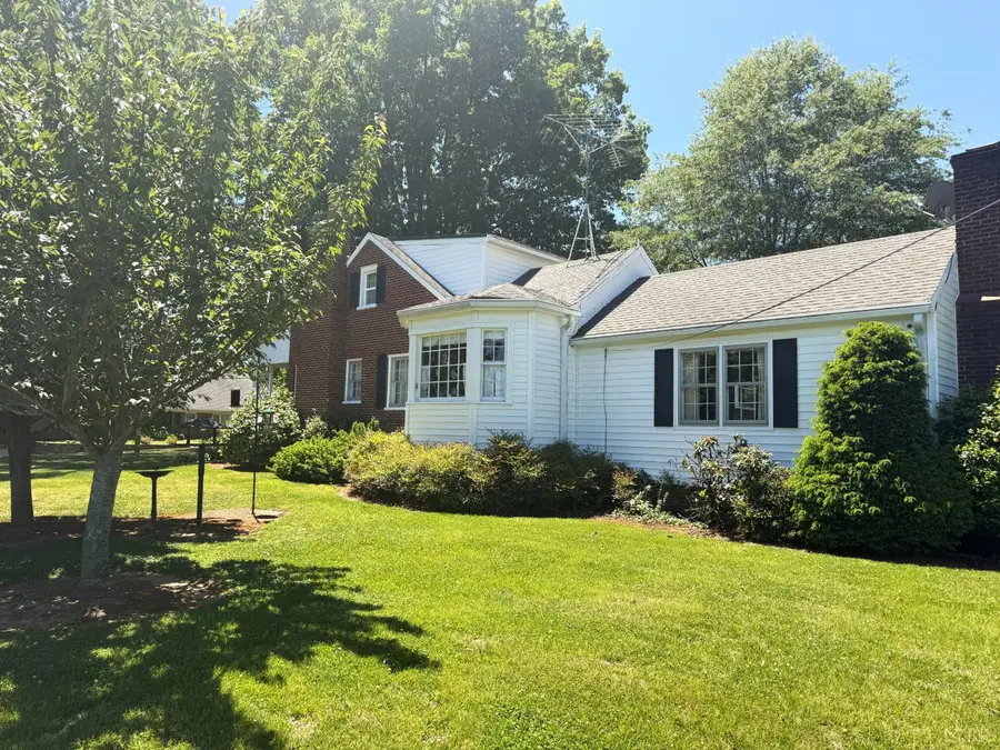302 Halifax Street, Phenix, VA 23959 - #3