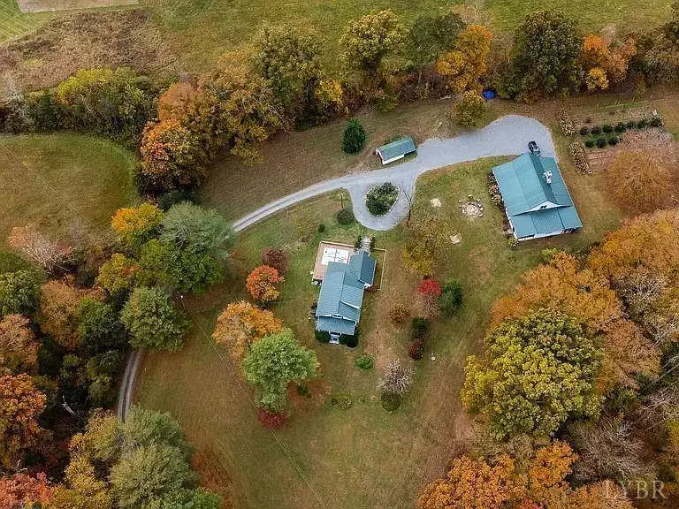 325 Old Roseland Road, Roseland, VA 22967 - #1