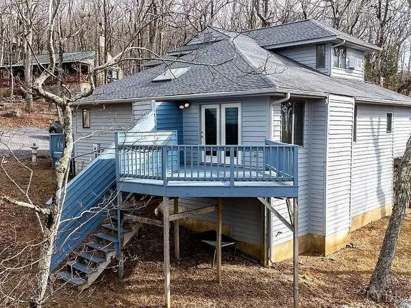 20 Red Cedar Ct, Wintergreen, VA 22967