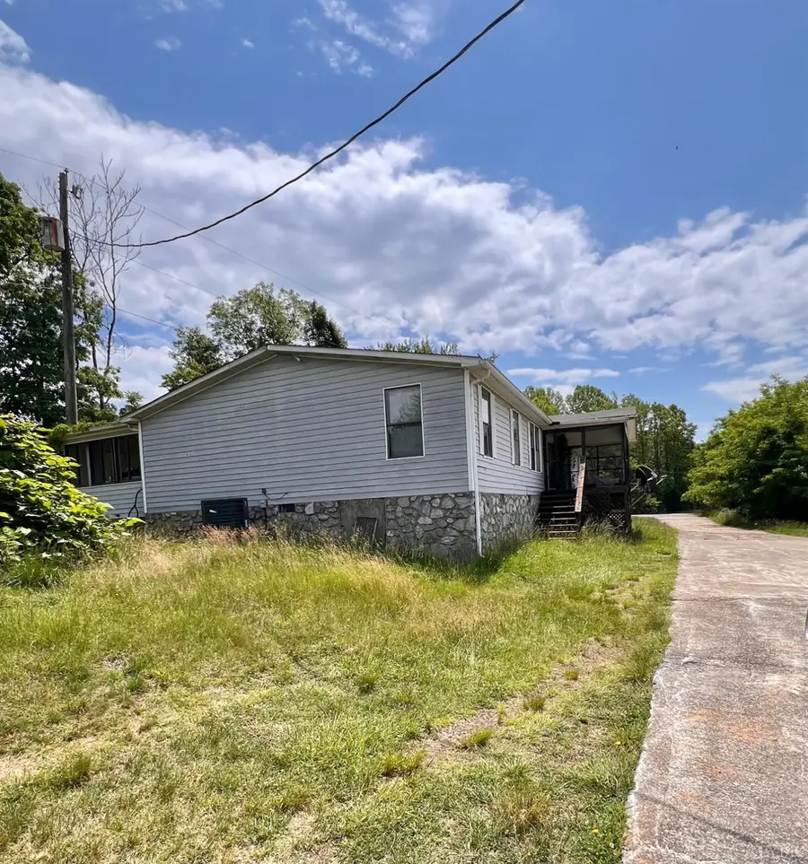 498 Kings Rd, Madison Heights, VA 24572 - #2