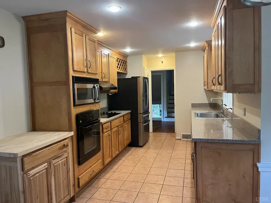3627 East Woodside Avenue, Lynchburg, VA 24503 - #3