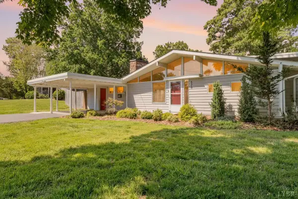 523 Elmwood Avenue, Lynchburg, VA 24503