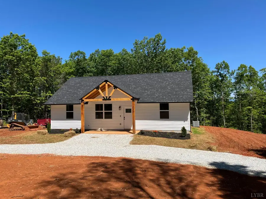 1030 S Coolwell Road, Madison Heights, VA 24572 - #2