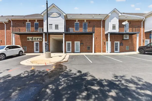101 Duncraig Drive #204, Lynchburg, VA 24502