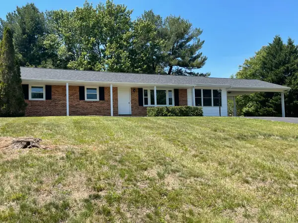 1018 Woodhaven Drive, Bedford, VA 24523