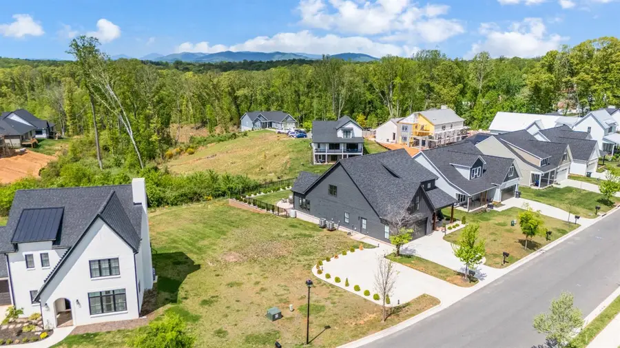 723 Elmwood Ave, Lynchburg, VA 24503 - #2