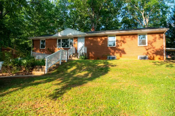 1223 Cedar Hill Drive, Lynchburg, VA 24502