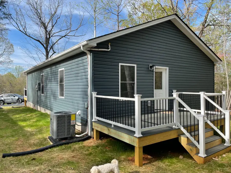 1063 Precinct, Huddleston, VA 24104 - #2