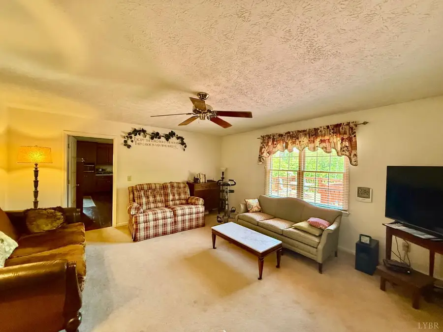 1221 Beales Lane, Nathalie, VA 24577 - #3
