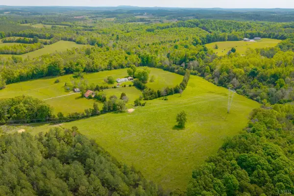 5328 White House Rd, Moneta, VA 24121