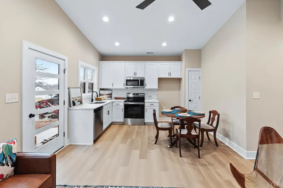 26 Rainbow Circle, Lynchburg, VA 24501 - #3