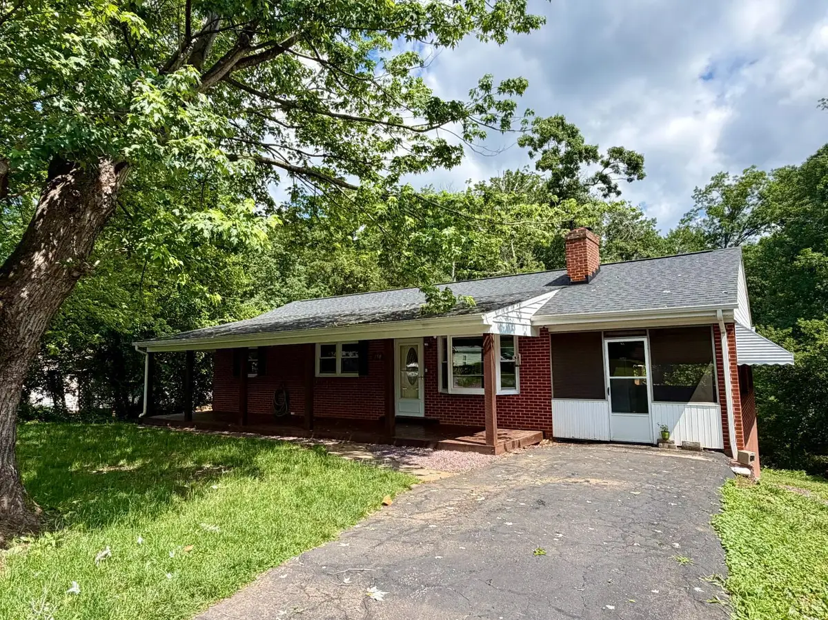 158 Woodvue Drive, Madison Heights, VA 24572 - #1