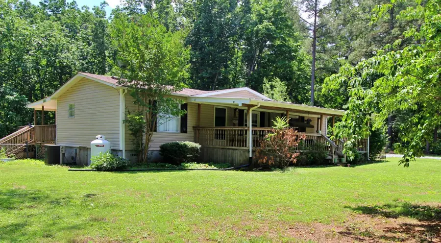 5008 Double Bridges Road, Appomattox, VA 24522 - #2