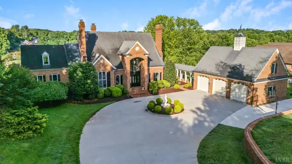 1423 Lakepointe Drive, Forest, VA 24551
