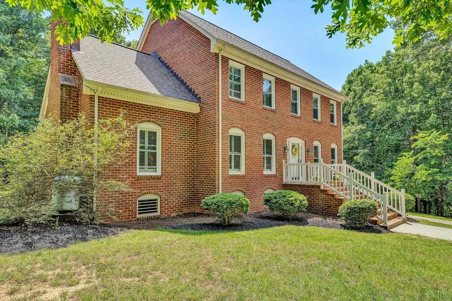 1432 Oakwood Knolls Drive, Bedford, VA 24523 - #3