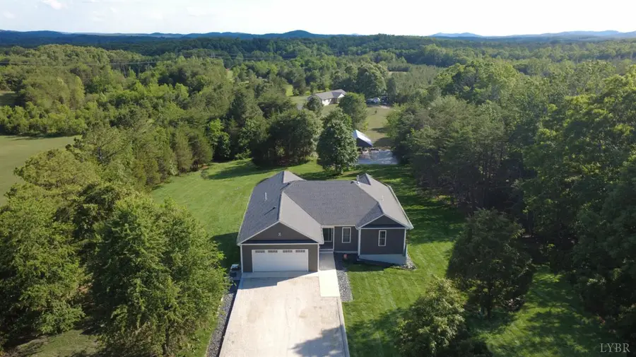 5400 Richmond Highway, Gladstone, VA 24553 - #3