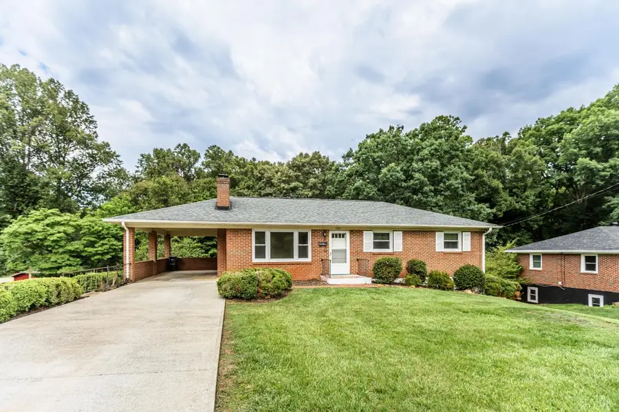 1131 Heath Avenue, Lynchburg, VA 24502 - #2