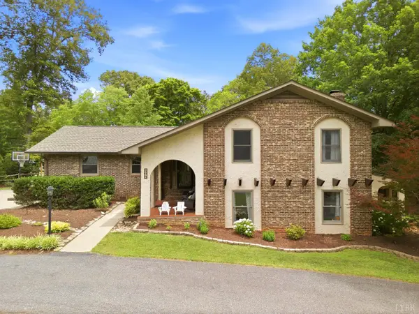 494 Lake Forest Drive, Lynchburg, VA 24502