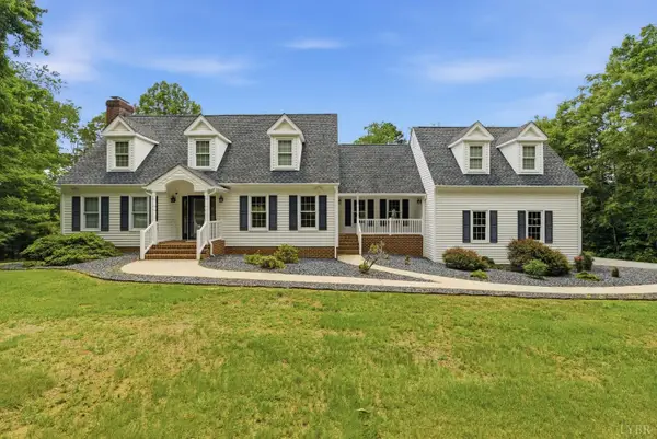 1054 Rock Haven Road, Goode, VA 24556